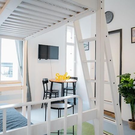 Shabby Chic Plus Self Checkin Plus Free Street Parking Berlín Exterior foto